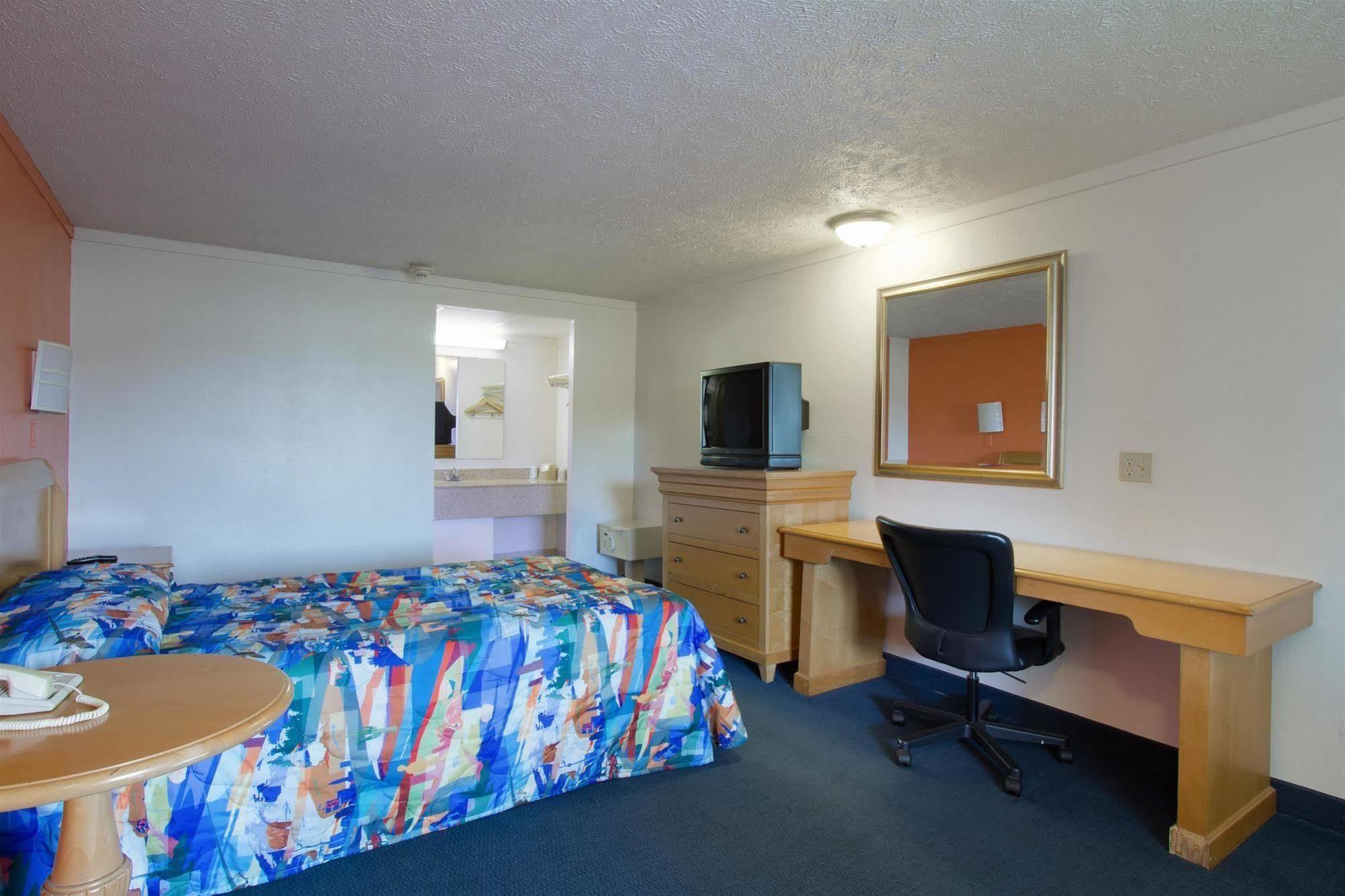 Motel 6-Mansfield, Oh Eksteriør billede