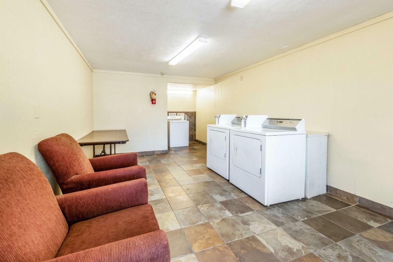 Motel 6-Mansfield, Oh Eksteriør billede
