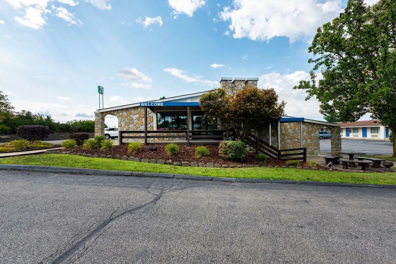 Motel 6-Mansfield, Oh Eksteriør billede